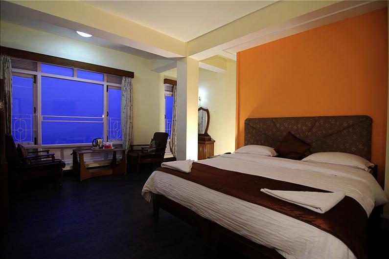 Jain Group Sikkim Continental Hotel Gangtok Exterior foto